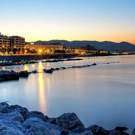 Casa Sul Corso 萨莱诺